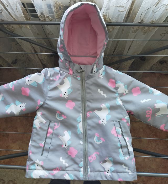 Продам куртку б/у на годик