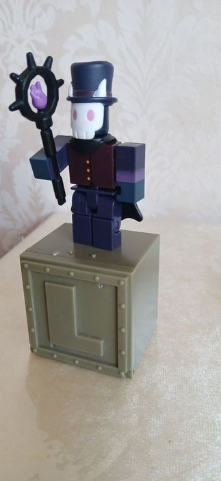 Коллекционые фигурки Roblox