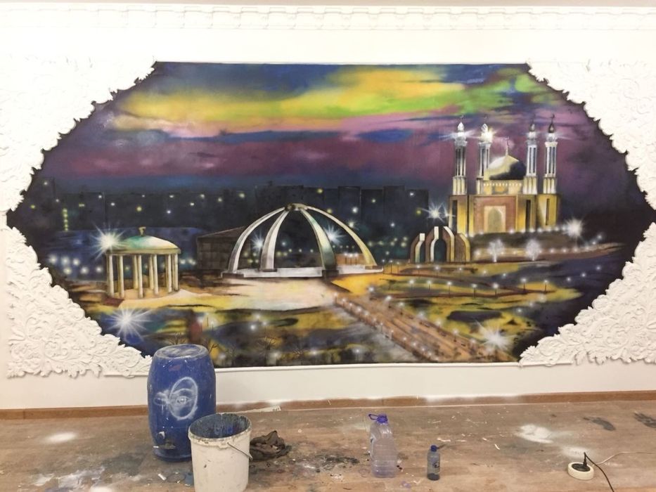 Художник, роспись стен, барельеф