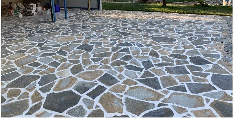 Cascade din piatra naturala