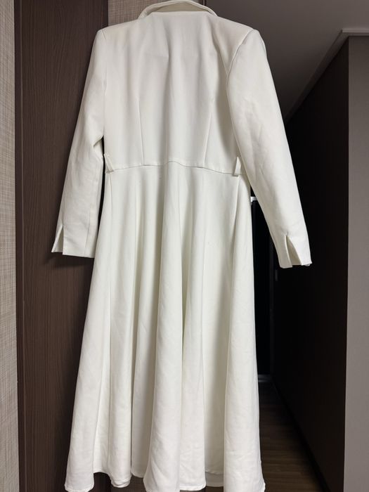 Lichi платье, строгое на запахе, классика