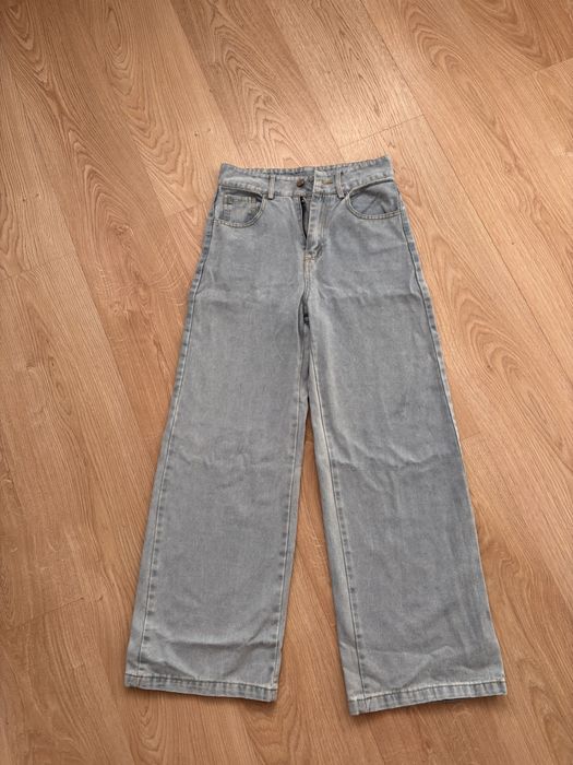 Продам джинсы ! Цена супер !