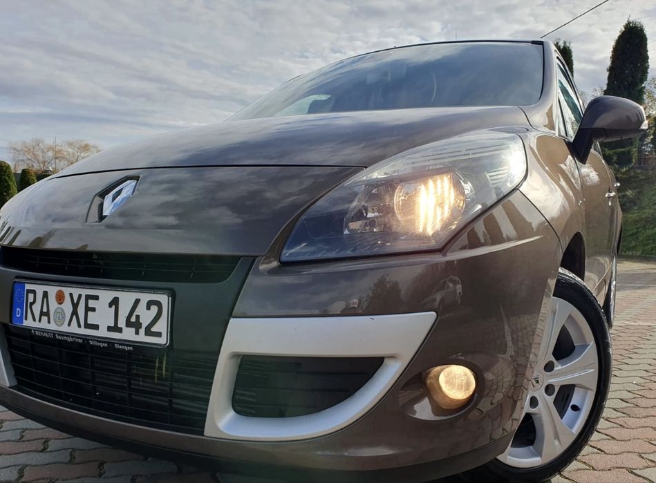 -Renault scenic facelift-2011-1.5diesel-107cai-euro4-2011-germania -