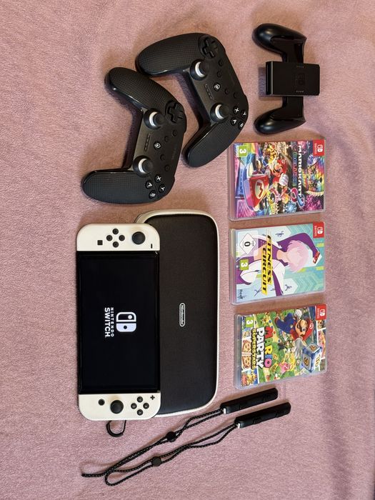 Nintendo Switch OLED White