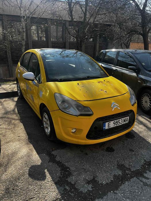 Ситроен C3 цял на части