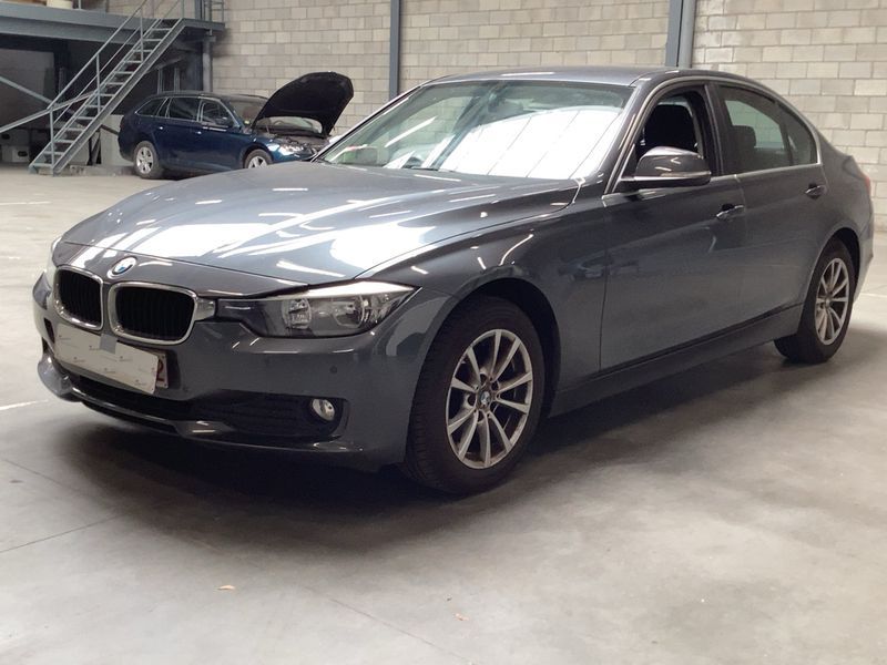 BMW 3er 318d Lounge 2013