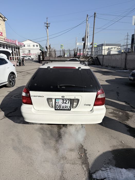Nissan cefira универсал