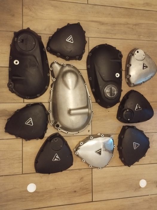 Capace motor pentru motociclete Triumph