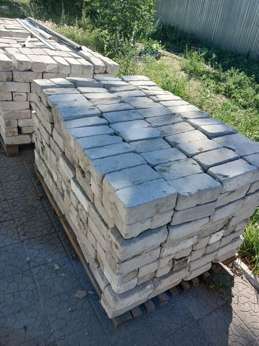 Продам кирпич силикатный б/у