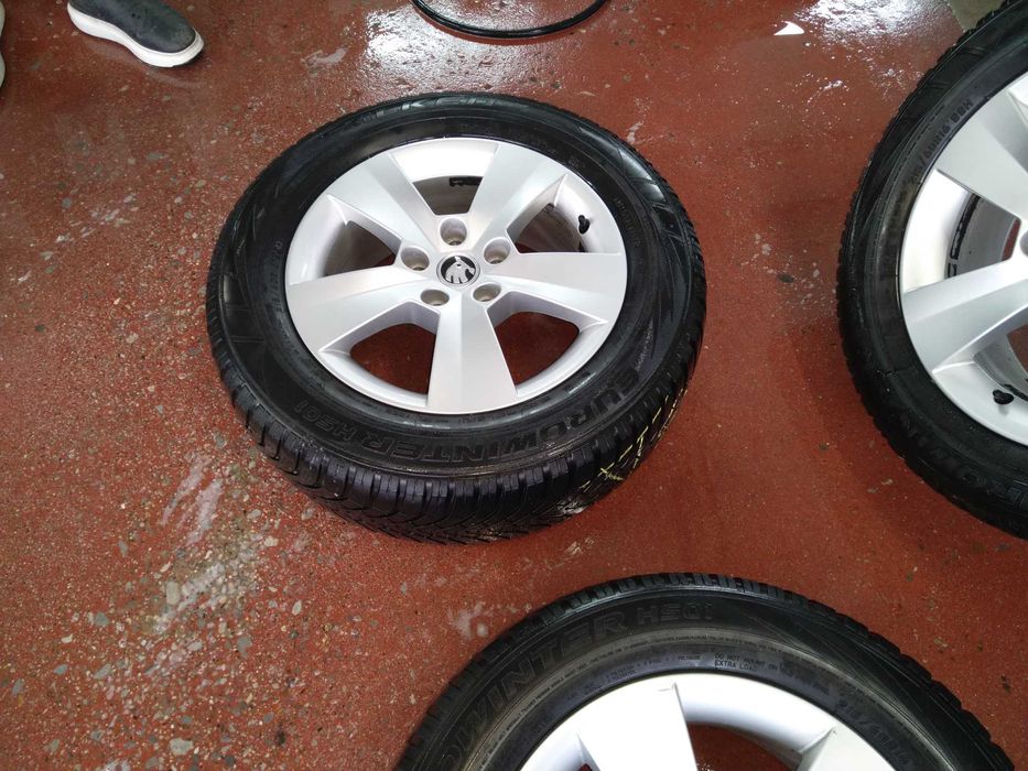 Продавам употребявани алуминиеви джанти 16 " за Шкода Superb