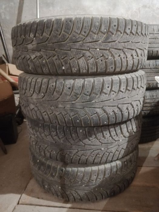 Зимние шины шипованные