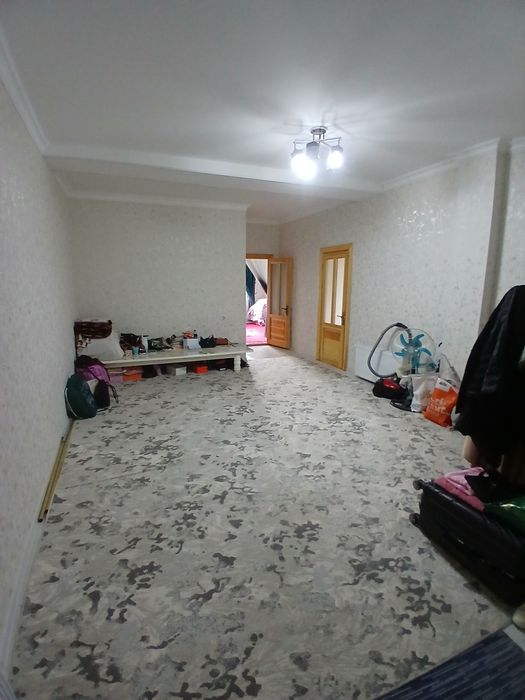 Срочно 3 хонали квартира сотилади!!!