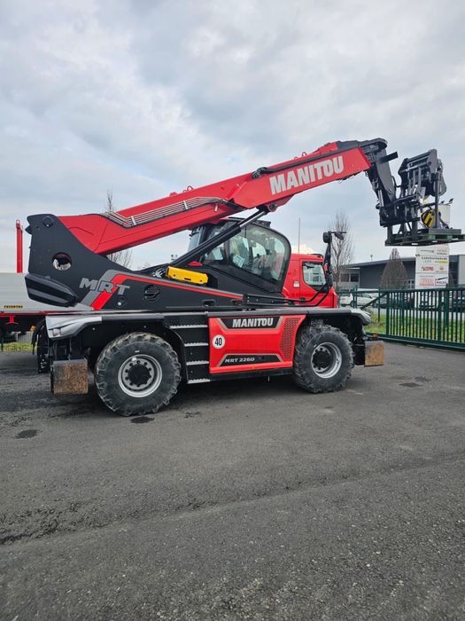 Telehandler rotativ MANITOU MRT model 2260