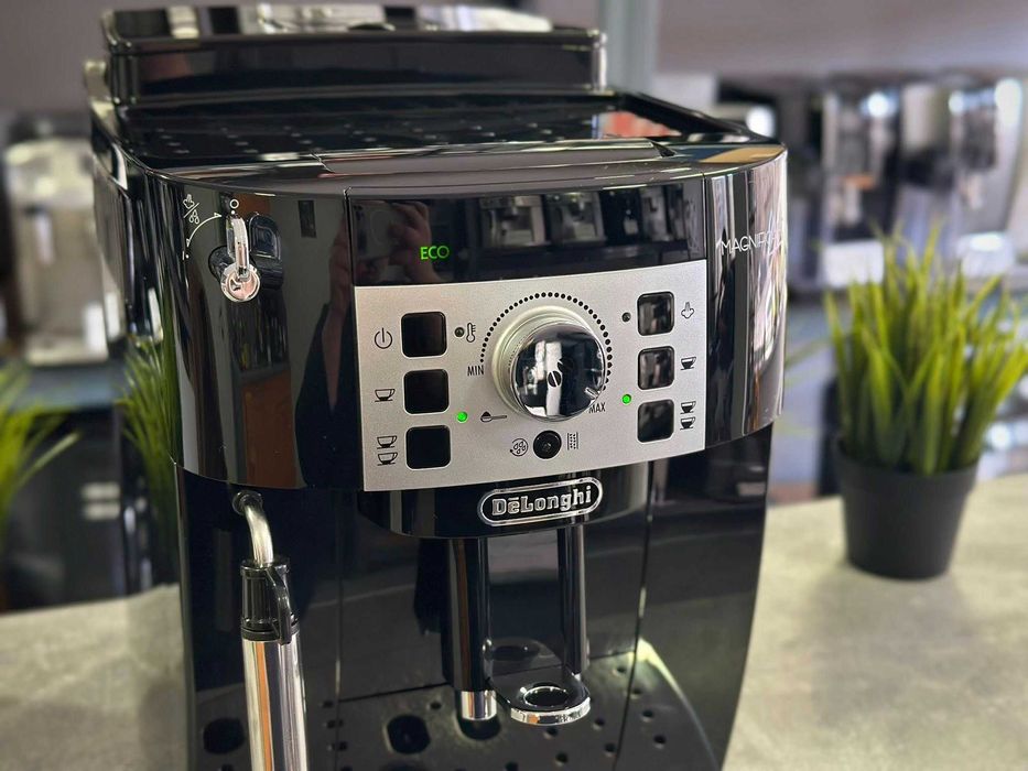 Кафемашина DeLonghi Magnifica S