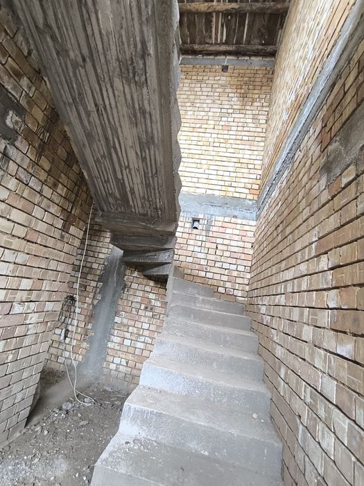 Продается коттедж в городе Янгиюле.