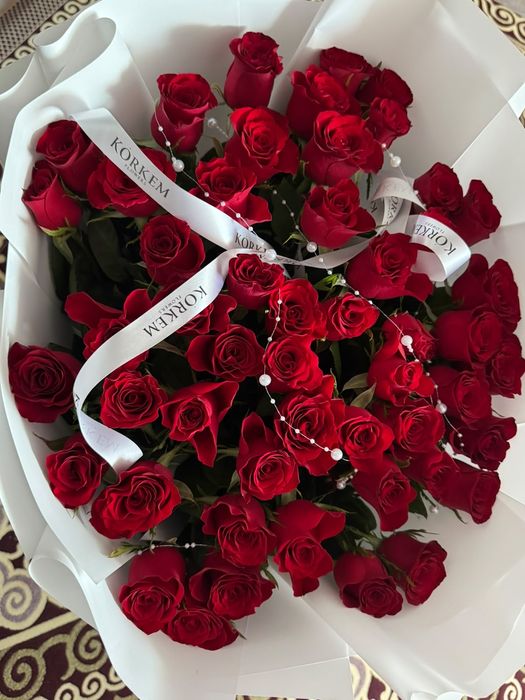 Продам букет из 51 красных роз