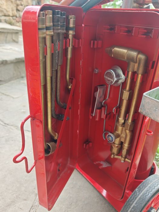 Продавам професионален марков оксижен rothenberger re17