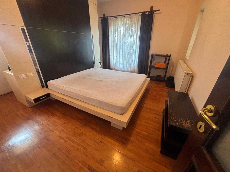 Ofer spre inchiriere apartament 3 camere la casa