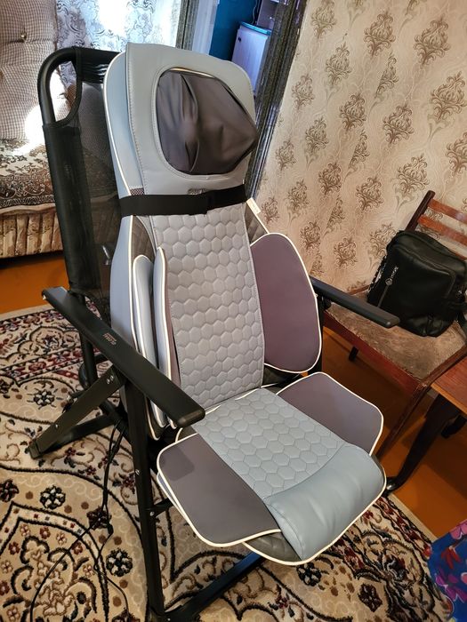 Продам кресло массажёр
