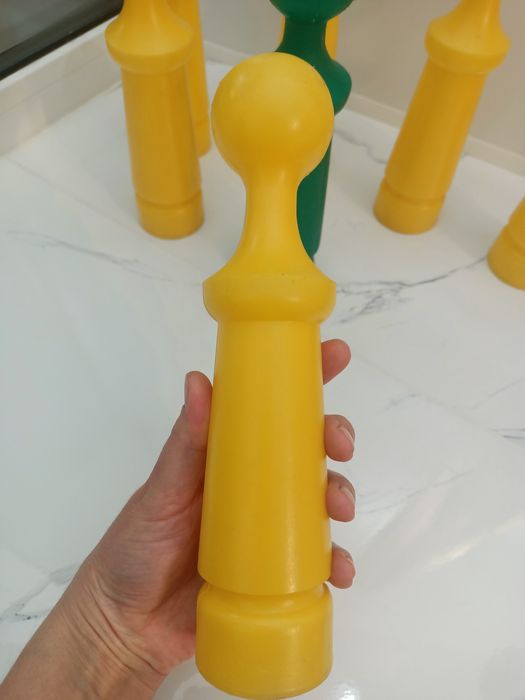 Детский боулинг, кегли