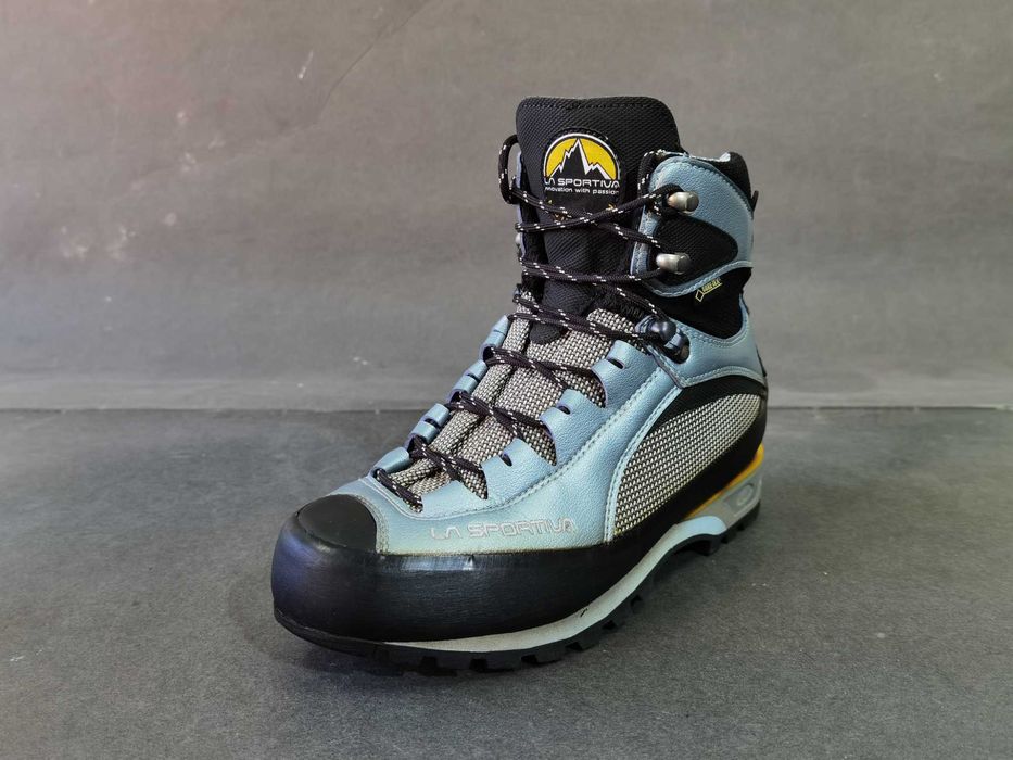 Bocanci piele 40 41 ghete munte  LaSportiva  Goretex  Vibram ca Noi