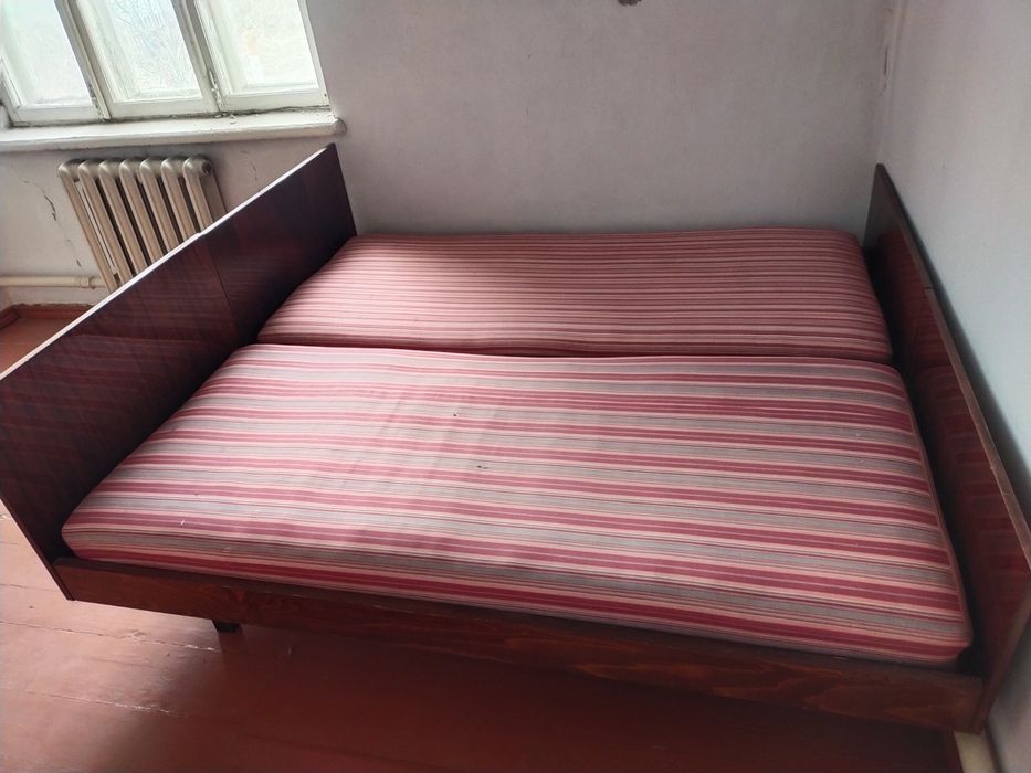 Продам кровати односпальные