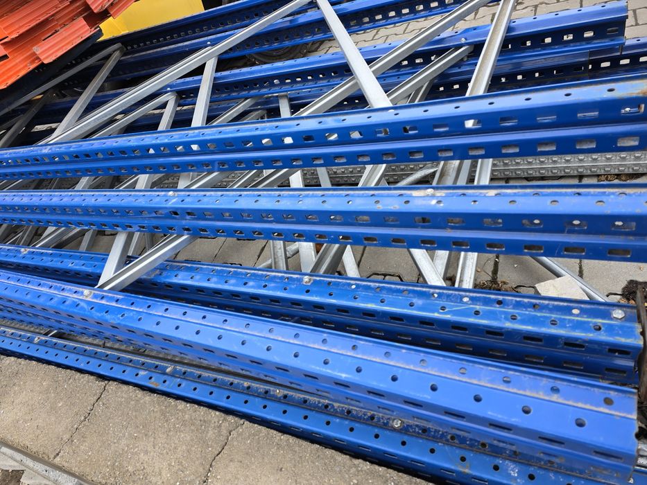 Rafturi industriale la 5 m