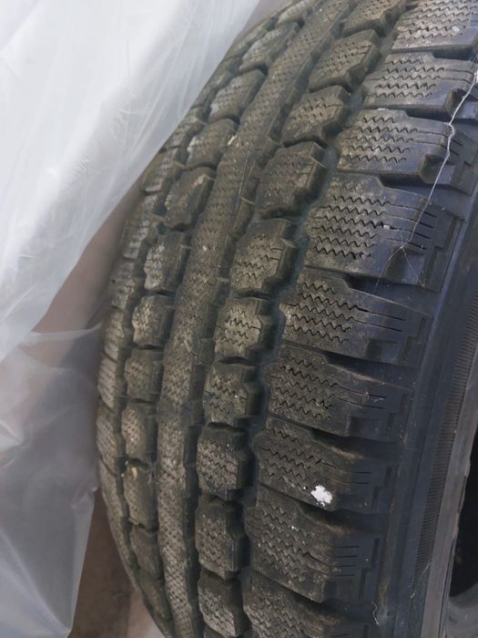 Шины Triangle 275/65/R18 продам