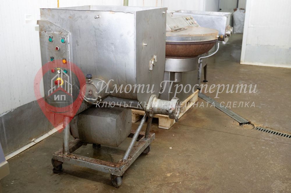 Продава се Промишлена сграда в с. Капитан Димитриево, Област Пазарджик - 500 кв.м за 470 €/кв.м - Снимка #9