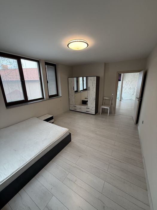 Дава се под наем Етаж от къща в Пловдив, Беломорски - 90 кв.м за 548.25 € - Снимка #5