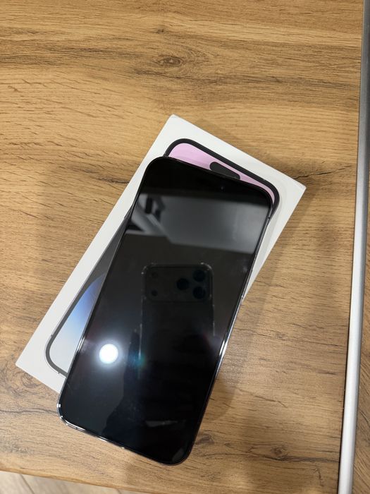 Продаю iphone 14 pro max 256 гб