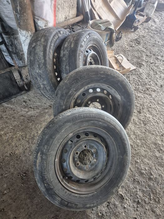 Продам шины с дисками