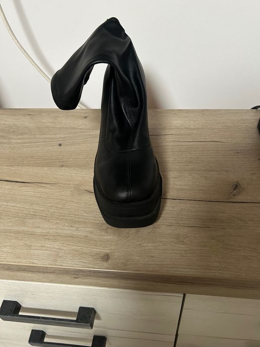 Ghete platformă Bershka