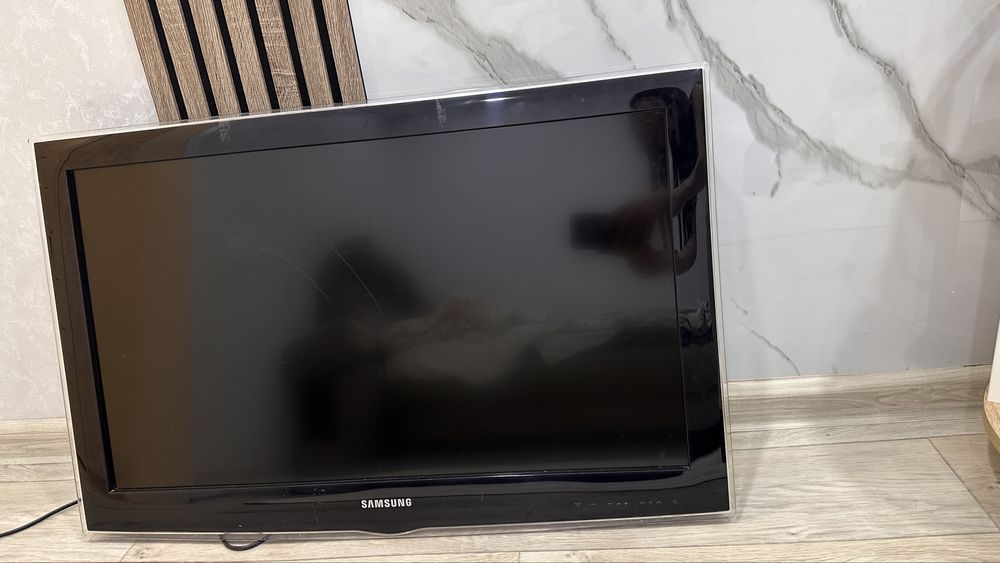 Продам телевизор самсунг