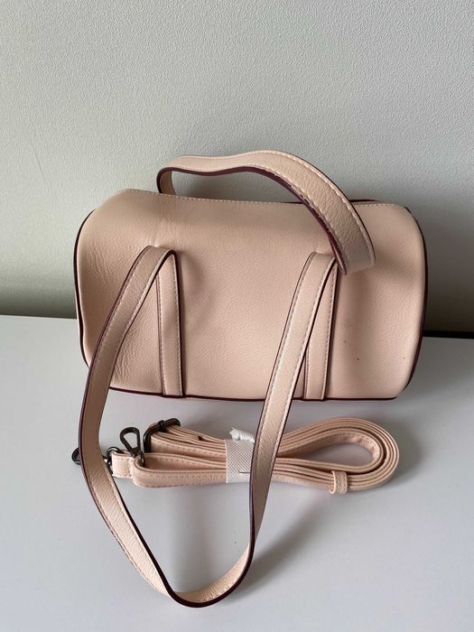 Продаю сумки женские