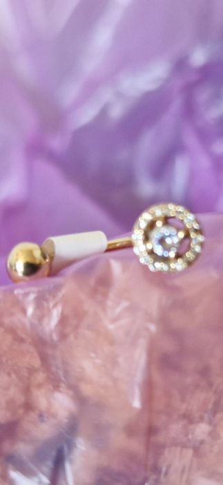 Piercing de buric, din  aur