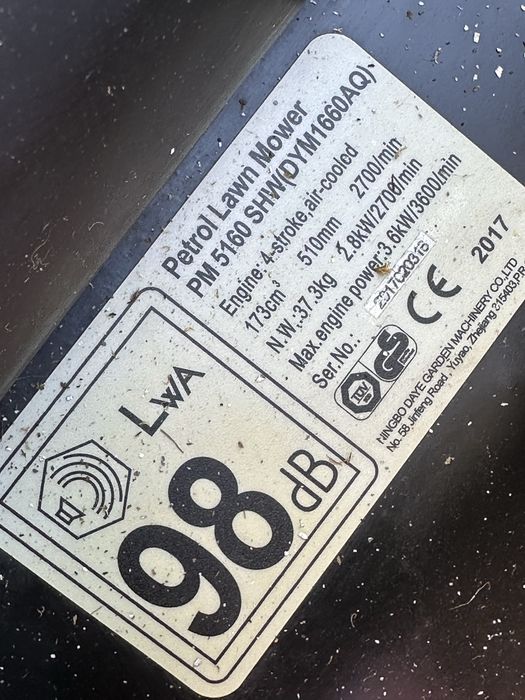 Бензинова самоходна косачка mowwox