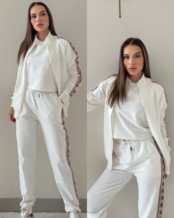 Дамски спортни комплекти с до хл