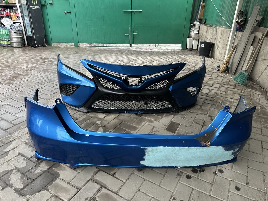 Продам срочно бампер на Camry 70 американец