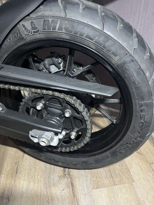 Гуми за мотор MICHELIN