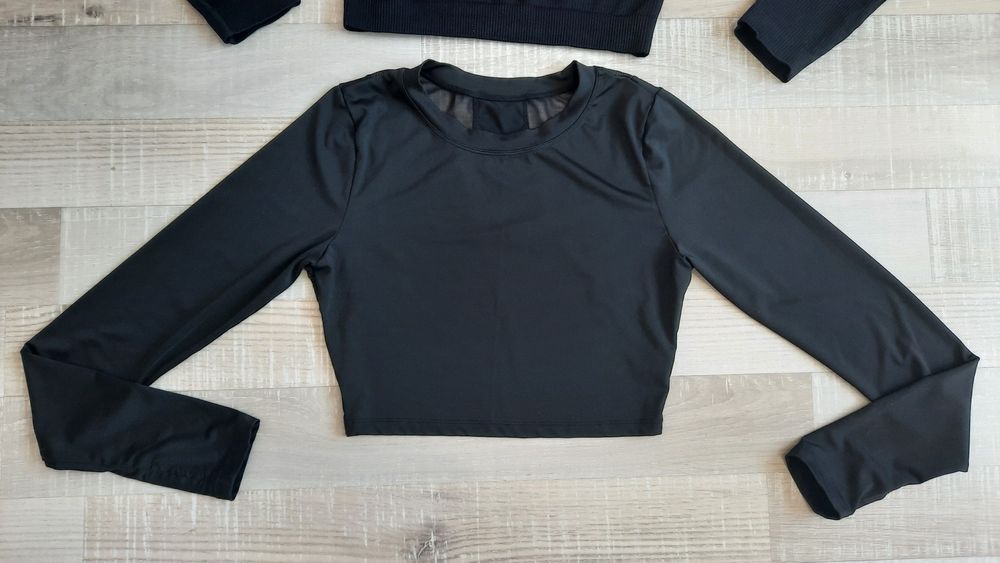 Два спортни топа