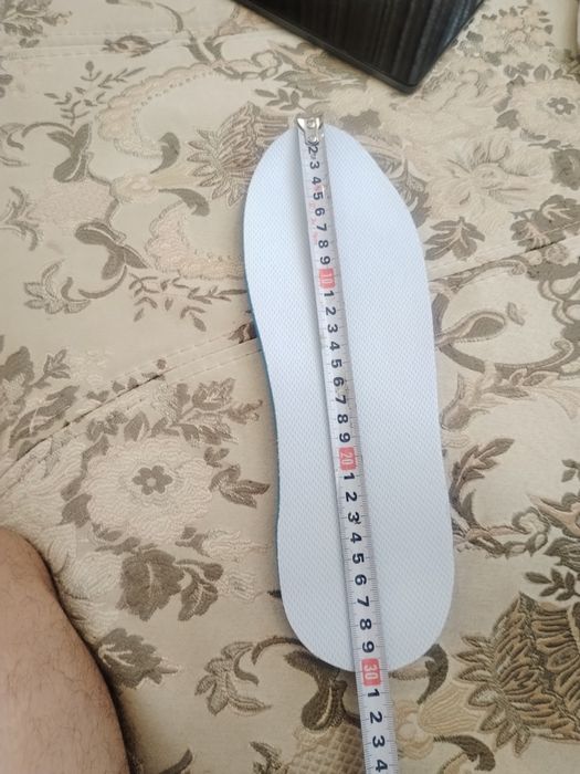 Кроссовки новые не ношеные