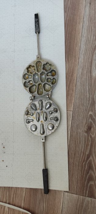 БУ Орешница и Форма для печенья