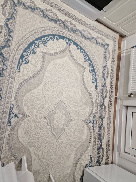 Продам ковёр дешева 5000 3×2