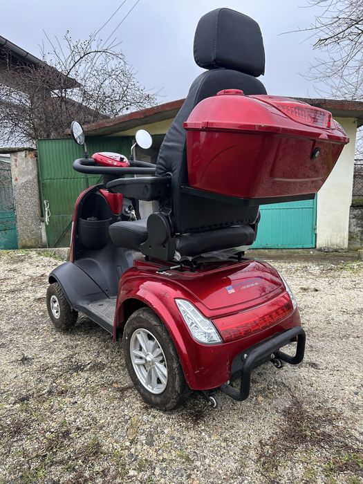 Електрическа четириколка