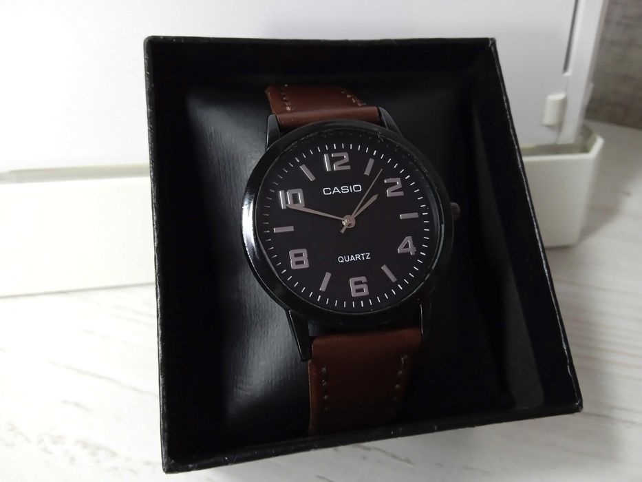 Часы мужские наручные