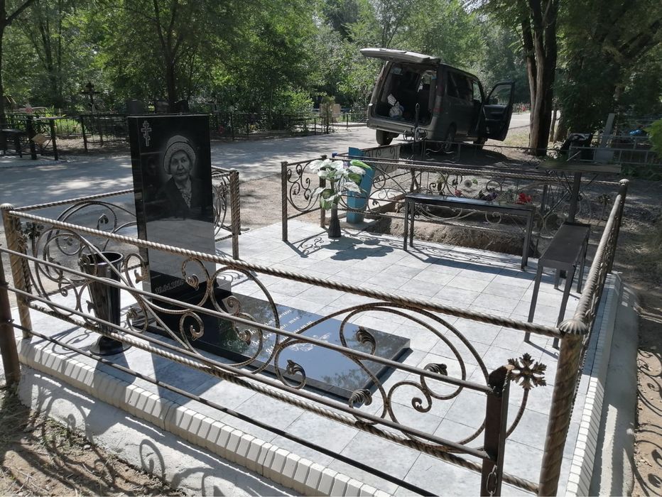 Благоустройство могил