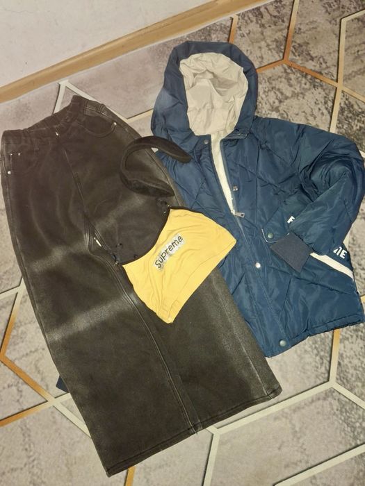 Отдам даром вещи на девочку