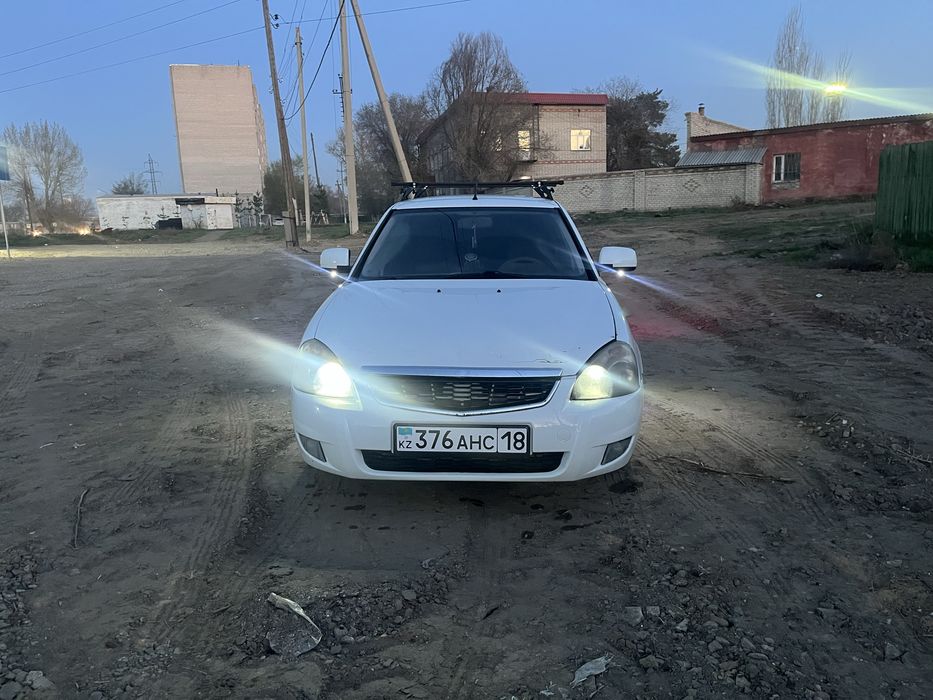 Продам Приора 1 2013