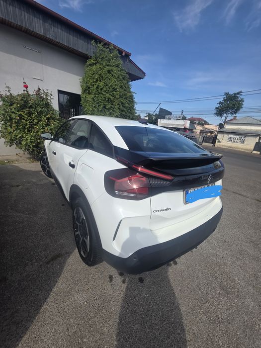 Citroen C4 Feel, an 2021, benzina 130 CP